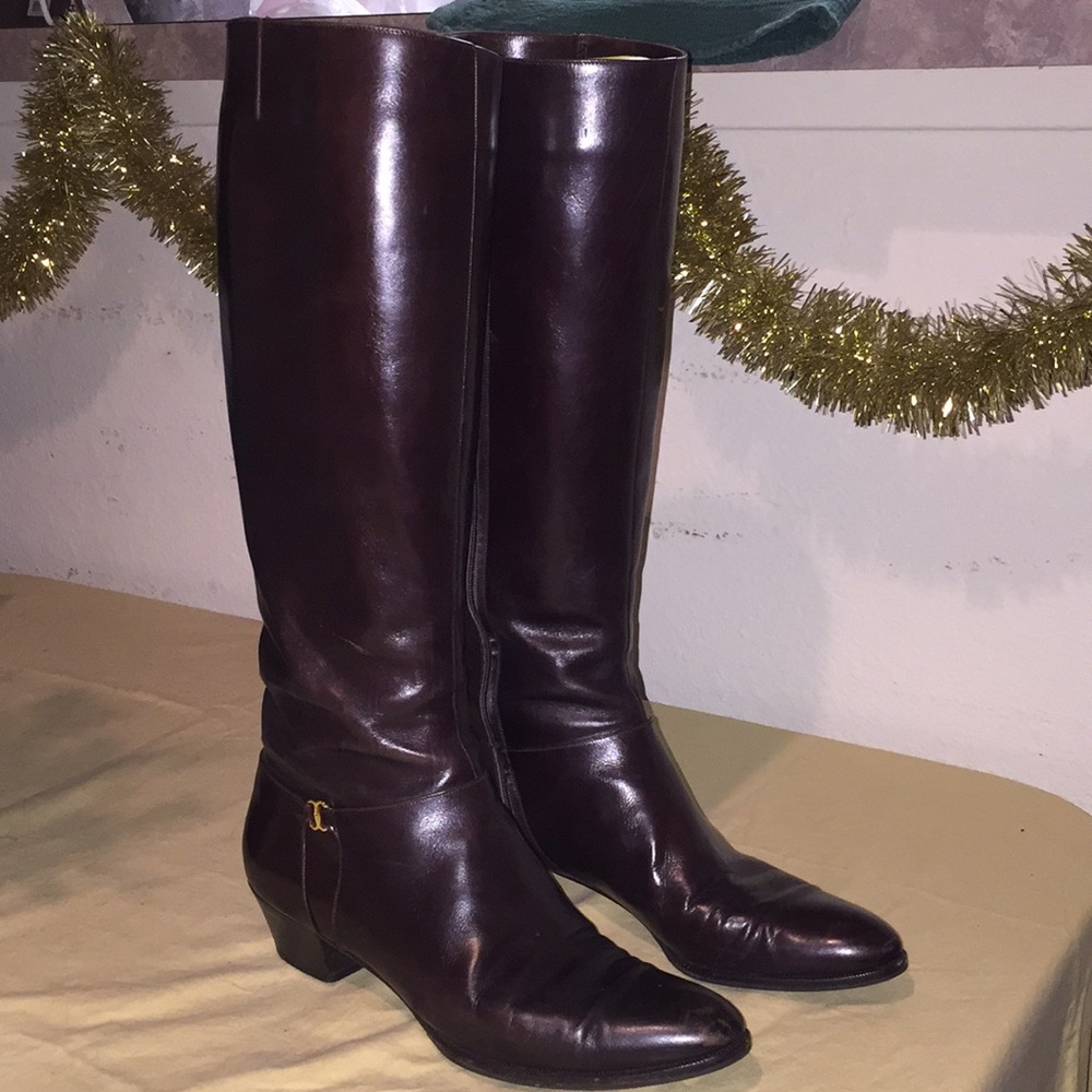 ✨SALE✨EUC Vintage Leather Ferragamo Boots sz 9.5